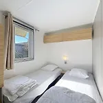 Mobil-home Confort Pres De La Avec Piscine Chauffee, 3 Chambres, Terrasse Et Parking - Fr-1-361a-74 Semesterbostad