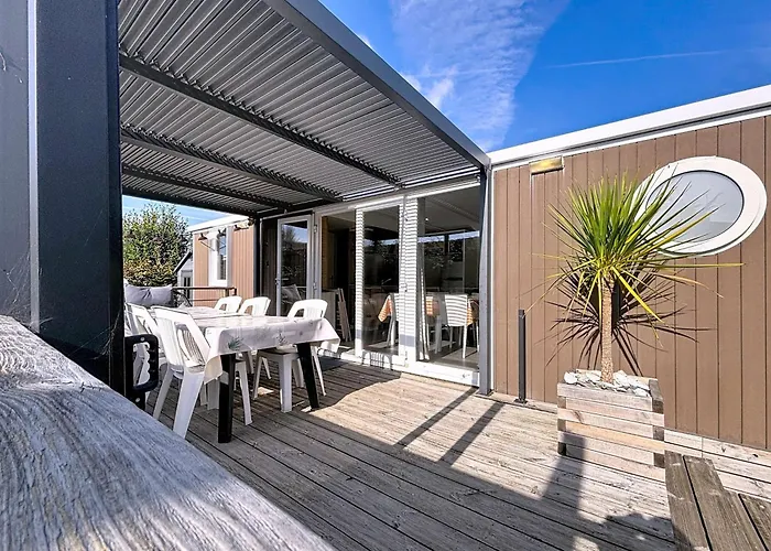 Mobil-home Confort Pres De La Avec Piscine Chauffee, 3 Chambres, Terrasse Et Parking - Fr-1-361a-74 *