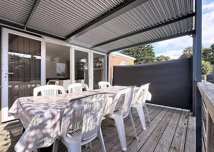 Mobil-home Confort Pres De La Avec Piscine Chauffee, 3 Chambres, Terrasse Et Parking - Fr-1-361a-74 *